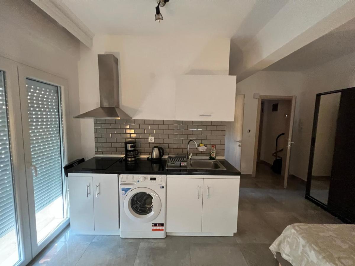 Apartments Alexandrou 1 Nea Kallikrateia Kültér fotó